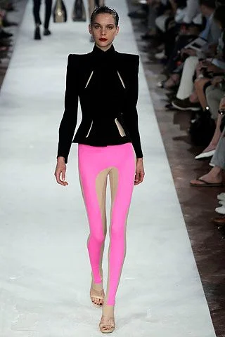Look 10